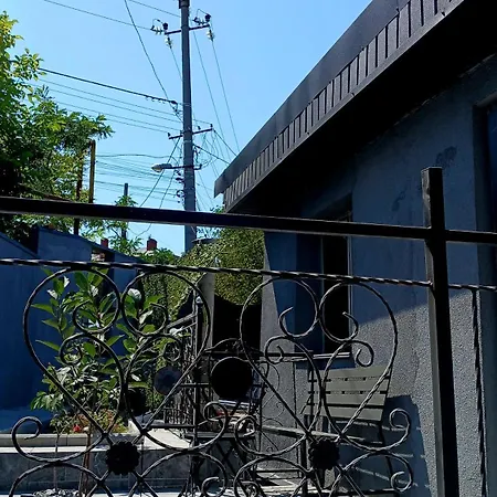 Apartment комфортный домик рядом с морем Odessa