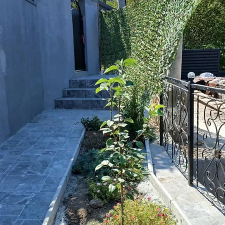 Apartment комфортный домик рядом с морем Odessa